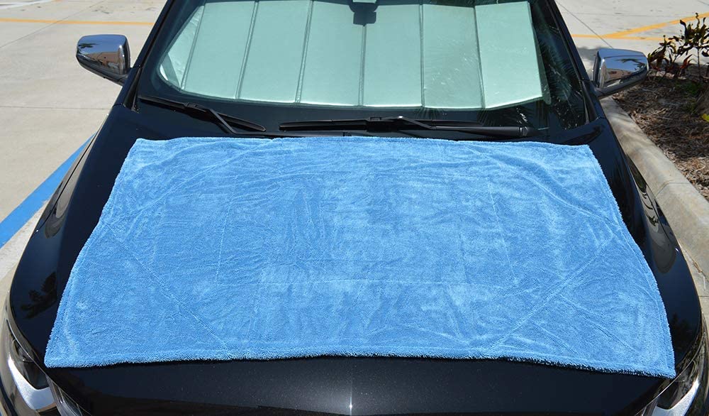 MK37-G1150 Glacier 1100 GSM Drying Towel with Pockets, 30 x 50 inches